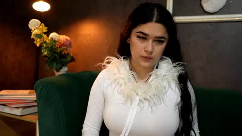 Snapshot of ariadna_milano chatting on May 22, 2026, 1:06 pm - -. .- Ariadna -. .- - online show from May 22, 2026, 1:06 pm