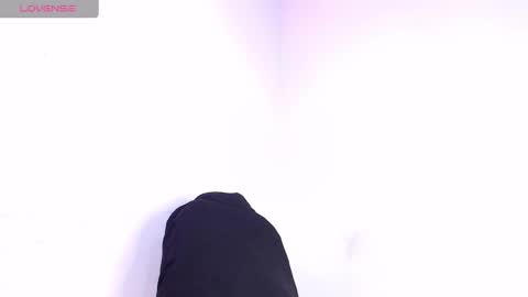 Ari online show from January 14, 2025, 4:18 pm