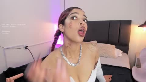 Ariadna online show from November 12, 2025, 3:51 am