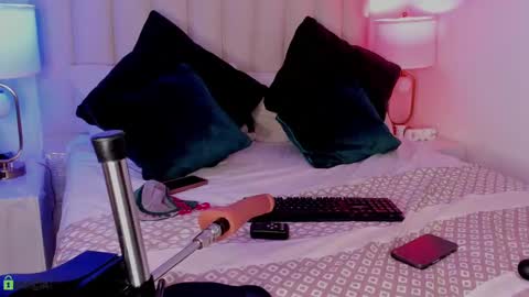 ariadnacolby online show from March 3, 2025, 6:26 am