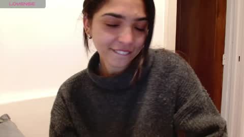 Snapshot of ariagal chatting on April 27, 2026, 5:11 pm ariagal online show from April 27, 2026, 5:11 pm