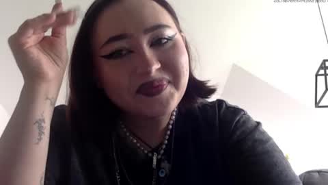 Snapshot of ariakinkygirl chatting on May 20, 2026, 9:48 am Aria online show from May 20, 2026, 9:48 am
