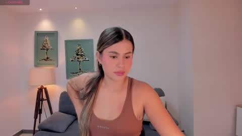 arialanne online show from September 26, 2025, 11:25 am