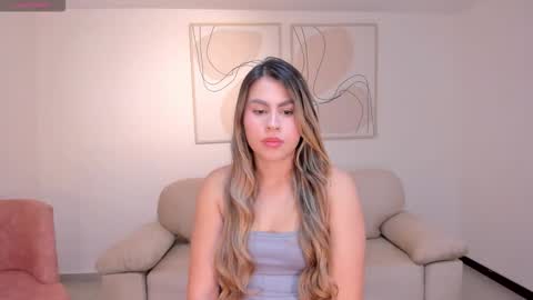 arialanne online show from September 30, 2025, 11:26 am