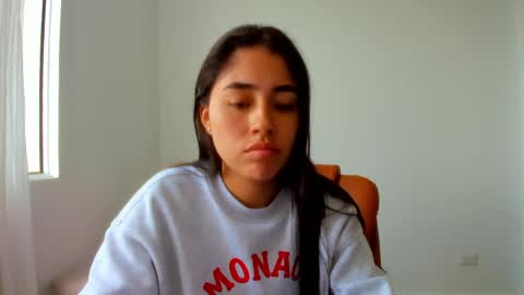 Snapshot of ariamontgomeryyy chatting on April 29, 2026, 6:14 pm Aria Montgomery online show from April 29, 2026, 6:14 pm