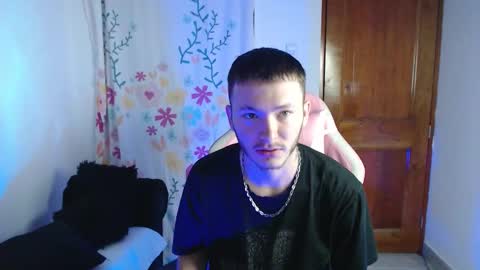 ariana_esteban07 online show from March 3, 2026, 10:32 am