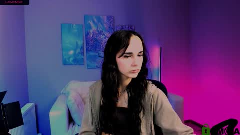 ariana_ross7 online show from September 22, 2025, 7:38 pm