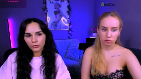 ariana_ross7 online show from October 11, 2025, 7:23 pm