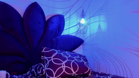 Ari online show from February 1, 2025, 9:43 am