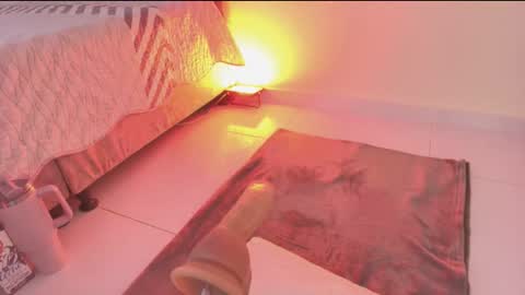 ariana_whore online show from December 2, 2025, 7:31 pm