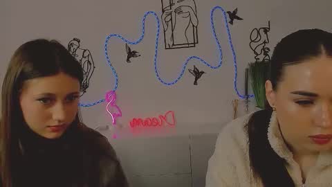 arianaa_cat online show from February 8, 2026, 10:18 am