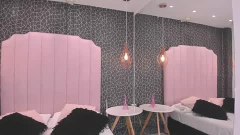 Ariana online show from September 14, 2025, 2:27 pm