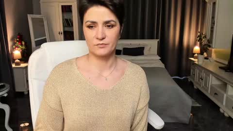 Snapshot of arianasage_ chatting on January 12, 2025, 12:55 pm Ana online show from January 12, 2025, 12:55 pm