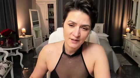 Snapshot of arianasage_ chatting on February 18, 2025, 2:49 pm Ana online show from February 18, 2025, 2:49 pm