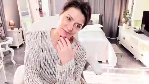 Snapshot of arianasage_ chatting on March 10, 2025, 1:21 pm Ana online show from March 10, 2025, 1:21 pm