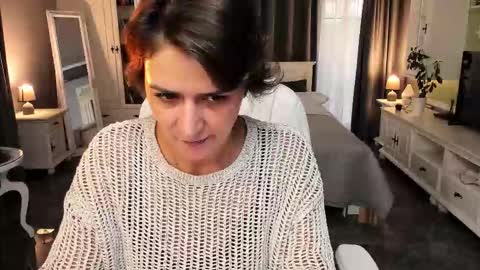 Snapshot of arianasage_ chatting on September 20, 2025, 3:57 pm Ana online show from September 20, 2025, 3:57 pm