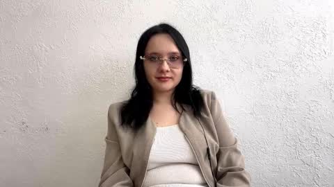 Kira online show from March 13, 2026, 8:10 am