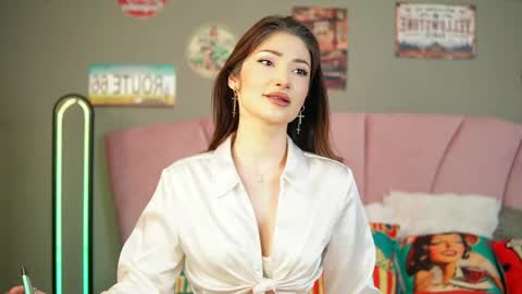 Snapshot of arianna_moonx chatting on May 16, 2026, 7:45 pm arianna_moonx online show from May 16, 2026, 7:45 pm