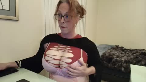 Arianna Sinz online show from December 5, 2025, 1:47 am