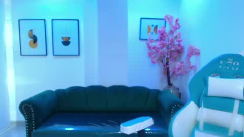 arianna_sweeet online show from April 14, 2026, 4:07 am