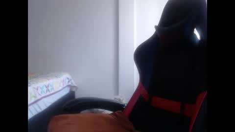 ariannaloovel online show from January 2, 2025, 6:56 pm