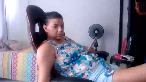 Snapshot of ariannaloovel chatting on May 22, 2026, 6:02 pm ariannaloovel online show from May 22, 2026, 6:02 pm