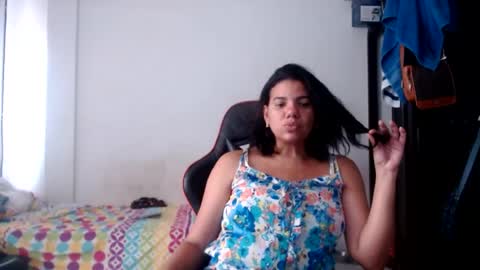 ariannaloovel online show from July 23, 2026, 3:32 pm
