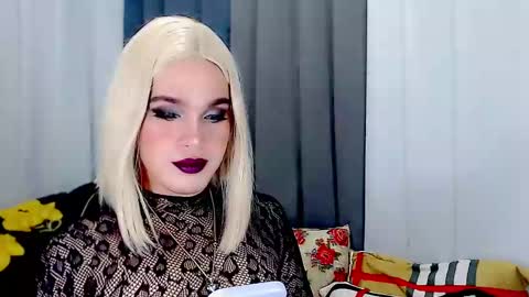 ARIANNE CUMS  online show from February 25, 2025, 5:30 am