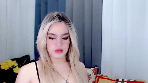 ARIANNE CUMS  online show from February 28, 2025, 7:15 am