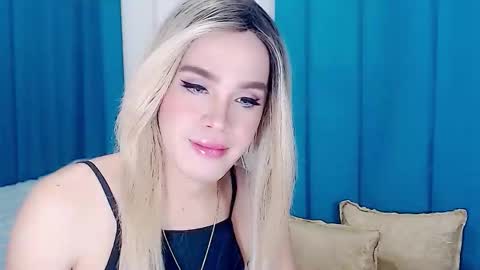 Snapshot of arianne_xoxo777 chatting on December 22, 2025, 6:21 am ARIANNE CUMS online show from December 22, 2025, 6:21 am