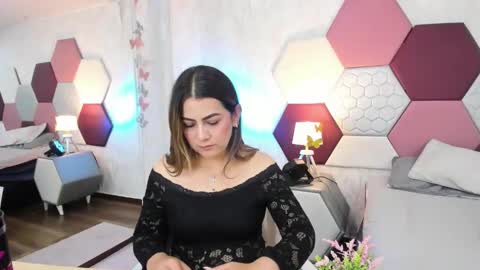 Snapshot of ariarous chatting on May 30, 2026, 5:21 pm aria online show from May 30, 2026, 5:21 pm