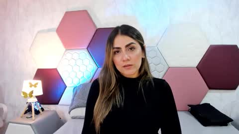 Snapshot of ariarous chatting on June 5, 2026, 3:07 pm aria online show from June 5, 2026, 3:07 pm