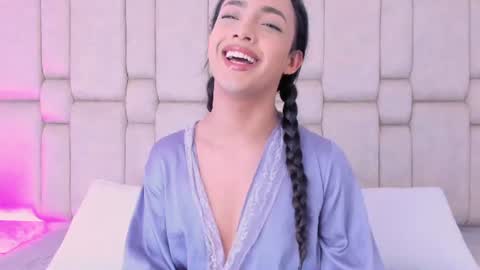 Welcome to Ari room online show from July 10, 2026, 9:28 pm