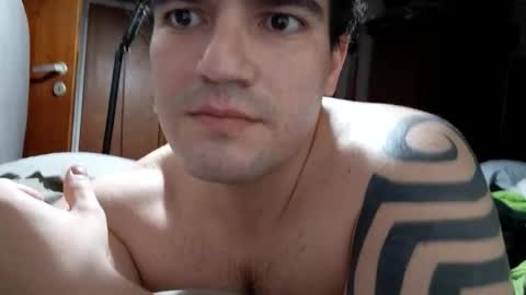 Snapshot of ariel_1990 chatting on June 9, 2026, 8:26 am ariel_1990 online show from June 9, 2026, 8:26 am