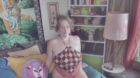 Arielle Ari online show from October 1, 2025, 3:40 pm