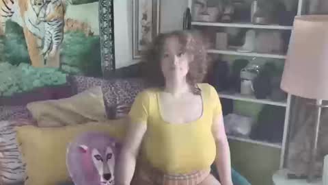 Arielle Ari online show from October 15, 2025, 5:24 pm