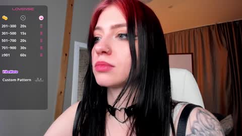 Ariel online show from December 1, 2024, 7:36 pm