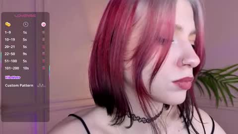 Ariel online show from November 8, 2025, 1:55 pm