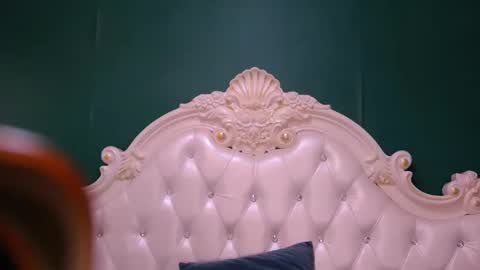 Ariel online show from February 13, 2025, 2:12 am