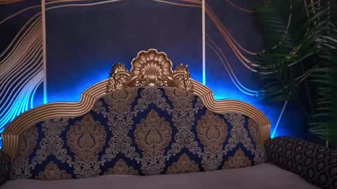 Ariel online show from November 22, 2025, 1:54 pm