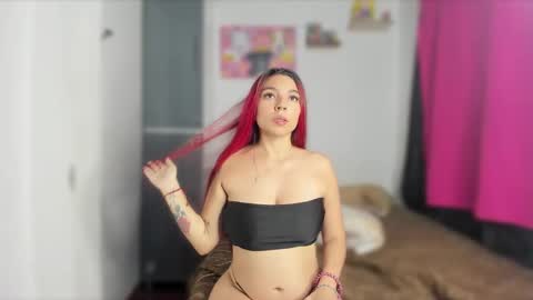 Stephany  online show from February 11, 2025, 6:30 am