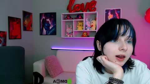 arielmell online show from March 7, 2026, 10:45 am