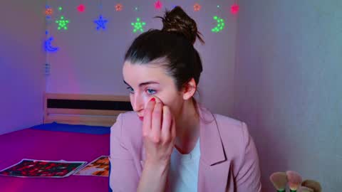 arielstonks_lovee online show from December 6, 2024, 3:41 am