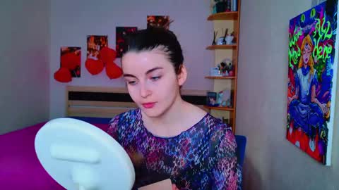 arielstonks_lovee online show from February 19, 2025, 4:12 am