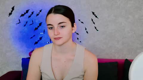 arielstonks_lovee online show from October 17, 2025, 4:26 am
