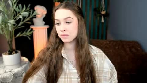 Snapshot of arielsykes chatting on May 6, 2026, 6:57 pm arielsykes online show from May 6, 2026, 6:57 pm