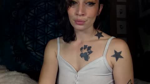 ariel  colin when hes here online show from December 11, 2024, 1:28 pm