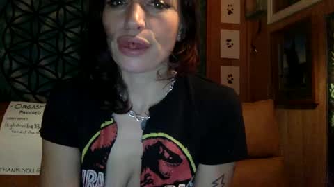 ariel  colin when hes here online show from January 11, 2025, 11:46 pm