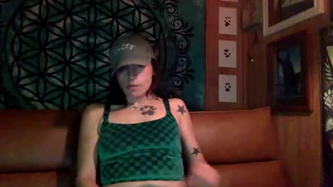 ariel  colin when hes here online show from January 14, 2025, 3:32 am