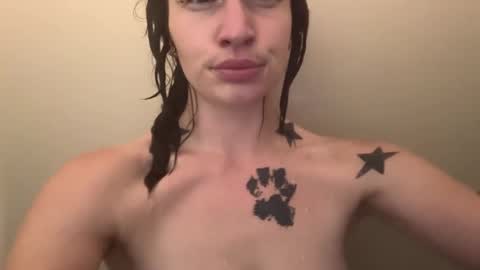 ariel  colin when hes here online show from January 31, 2025, 4:27 pm